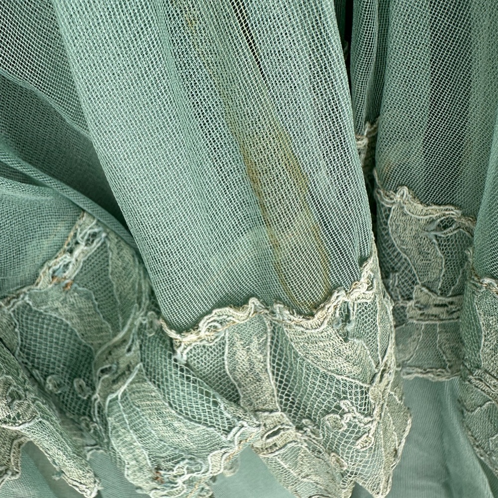 Elegant Green Tiered Women's Dress - Picture 8 of 13